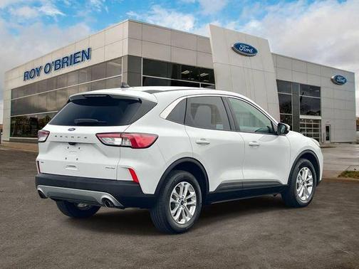 Oxford White 2021 Ford Escape SE