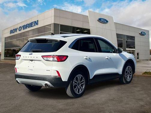Star White 2022 Ford Escape SEL