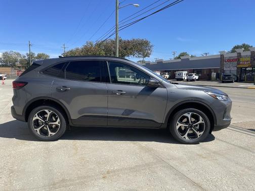 2025 Ford Escape ST-Line Select