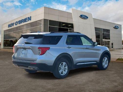 Iconic Silver Metallic 2020 Ford Explorer XLT