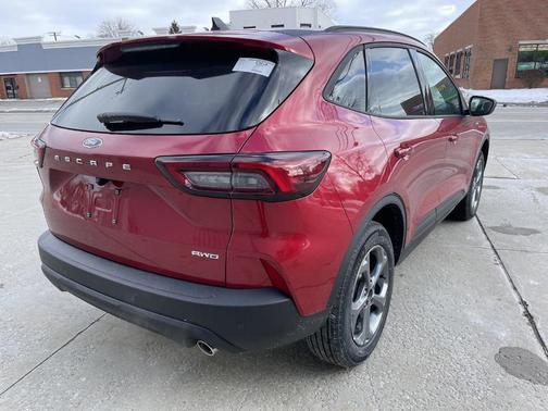 2025 Ford Escape ST-Line