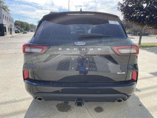 2025 Ford Escape ST-Line Elite