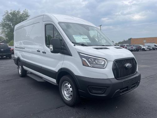 2025 Ford Transit-250 148 WB Medium Roof Cargo