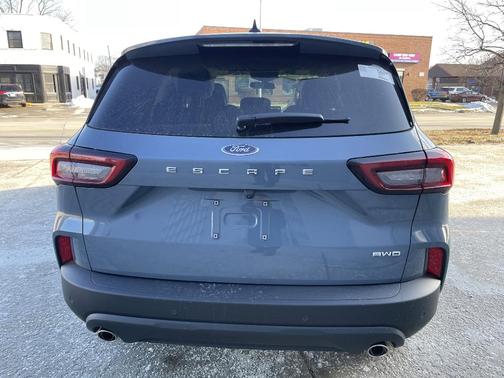 2026 Ford Escape ST-Line Select