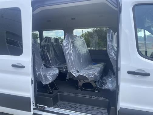 Oxford White 2026 Ford Transit-350 XL