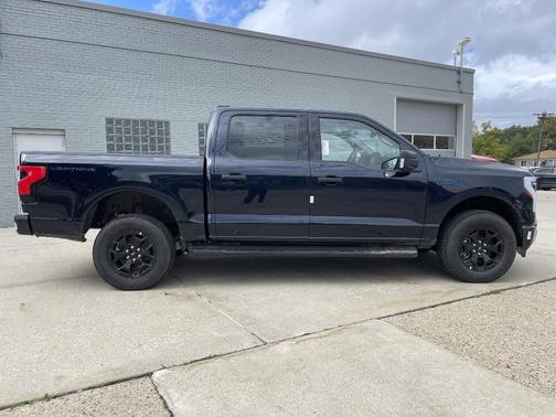 2025 Ford F-150 Lightning XLT