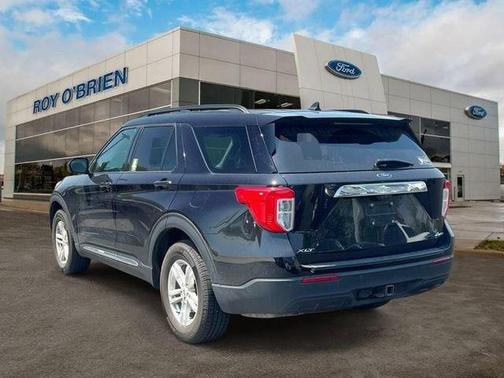 Agate Black Metallic 2022 Ford Explorer XLT