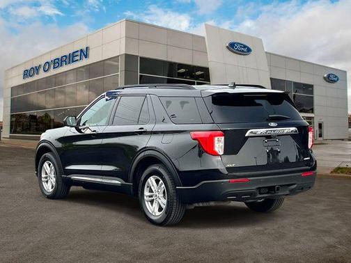 Agate Black Metallic 2022 Ford Explorer XLT