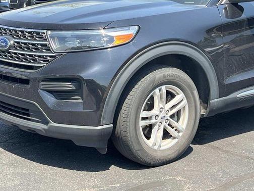 Agate Black Metallic 2022 Ford Explorer XLT