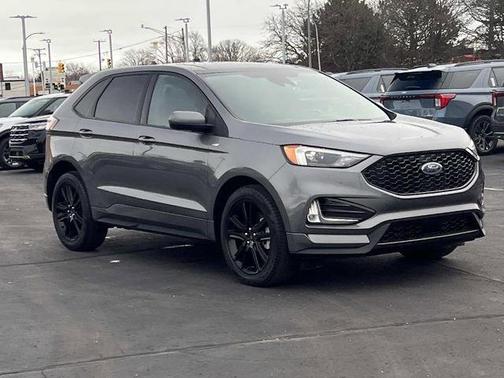Gray Metallic 2023 Ford Edge ST Line