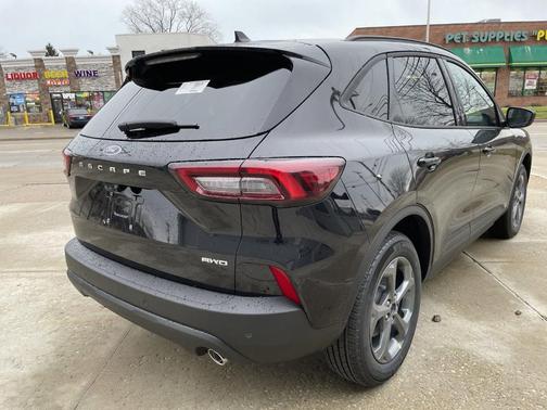 2025 Ford Escape ST-Line