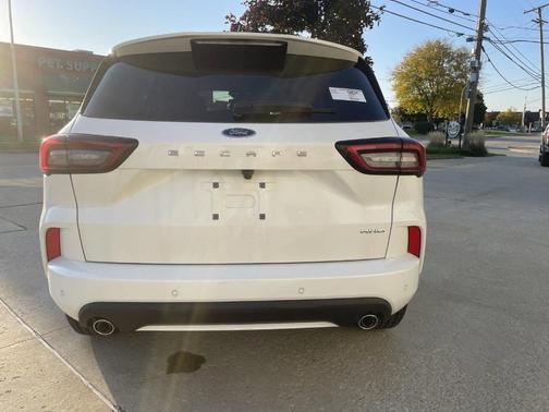 2025 Ford Escape ST-Line Elite