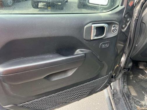 Granite Crystal Clearcoat Metallic 2019 Jeep Wrangler Unlimited Sport