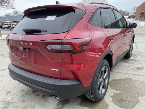 2025 Ford Escape ST-Line