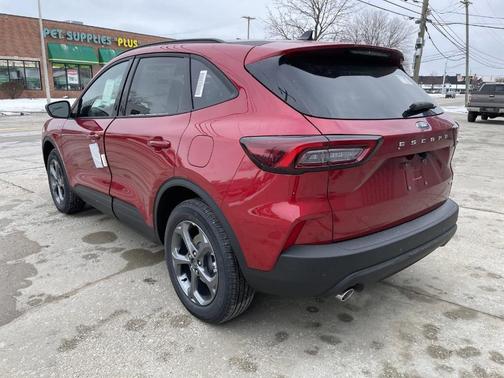 2025 Ford Escape ST-Line