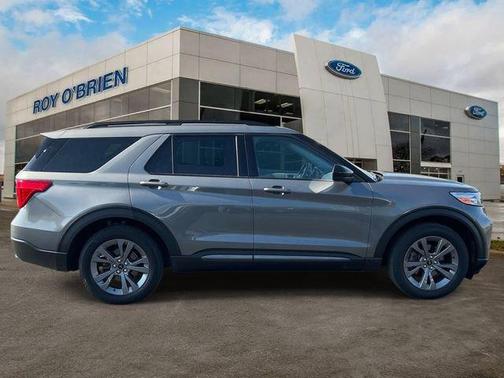 Carbonized Gray Metallic 2023 Ford Explorer XLT