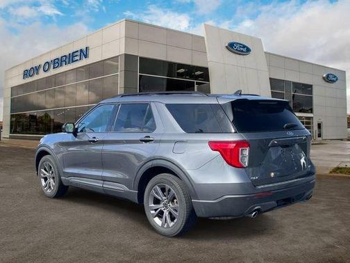 Carbonized Gray Metallic 2023 Ford Explorer XLT