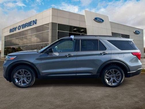 Carbonized Gray Metallic 2023 Ford Explorer XLT