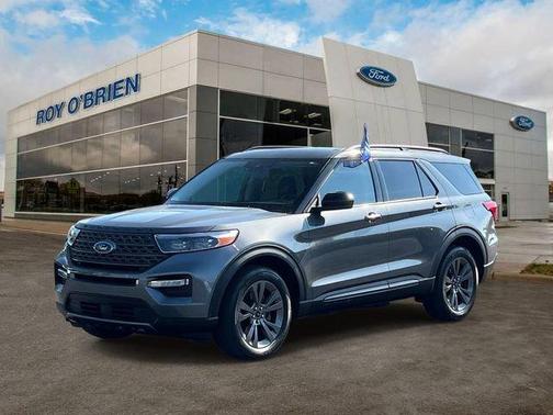 Carbonized Gray Metallic 2023 Ford Explorer XLT