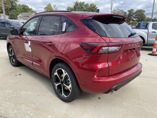 2025 Ford Escape ST-Line Elite