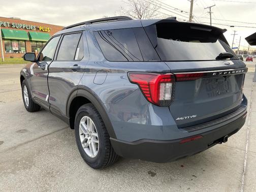 2026 Ford Explorer Active