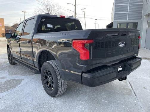 2025 Ford F-150 Lightning XLT