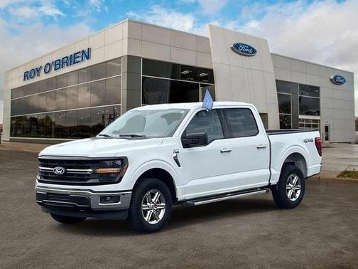 Oxford White 2025 Ford F-150 XLT