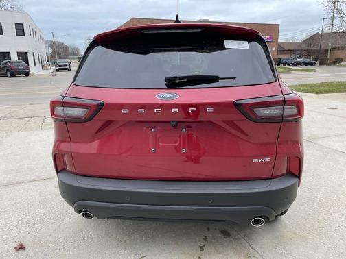2025 Ford Escape ST-Line