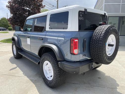 2025 Ford Bronco Heritage Edition