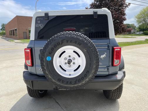2025 Ford Bronco Heritage Edition