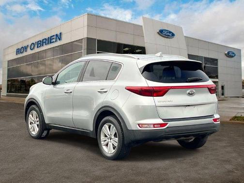 Sparkling Silver 2017 Kia Sportage LX