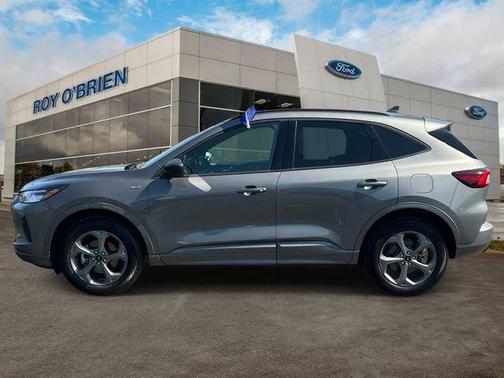 Carbonized Gray Metallic 2024 Ford Escape ST-Line