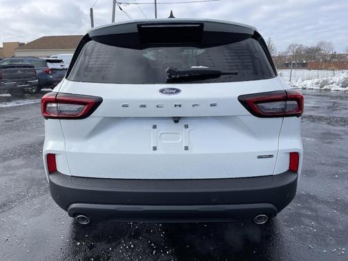 2026 Ford Escape ST-Line Select