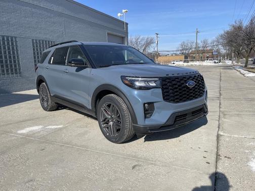 2026 Ford Explorer ST-Line
