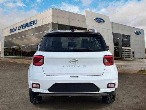 2022 Hyundai VENUE Limited