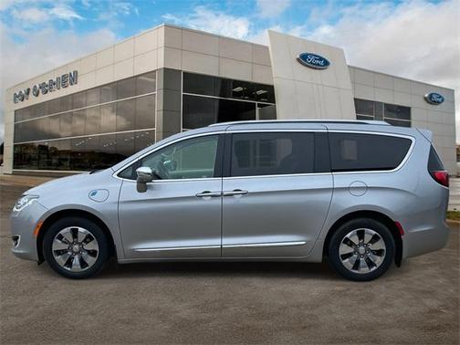 2018 Chrysler Pacifica Hybrid Limited