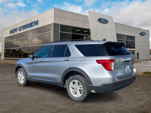 Iconic Silver Metallic 2023 Ford Explorer XLT