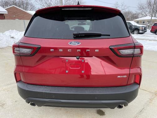 2025 Ford Escape ST-Line