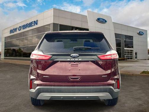 Burgundy Velvet Metallic Tinted Clearcoat 2023 Ford Edge SEL