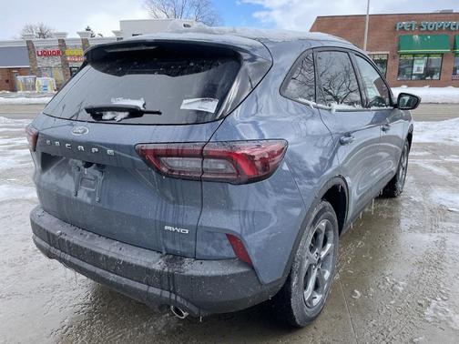 2025 Ford Escape ST-Line