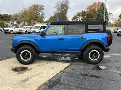 2022 Ford Bronco Black Diamond