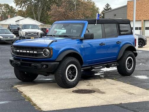 2022 Ford Bronco Black Diamond