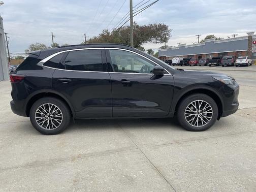 2025 Ford Escape PHEV