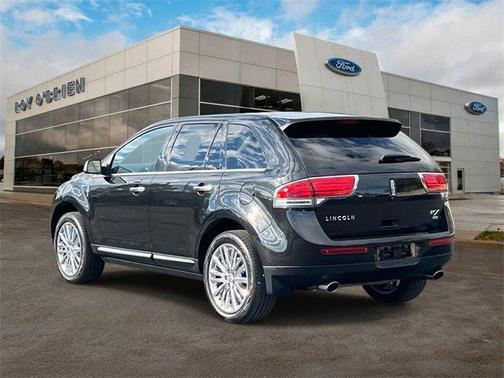 2015 Lincoln MKX Base