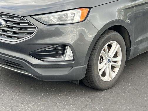 Magnetic Metallic 2019 Ford Edge SEL