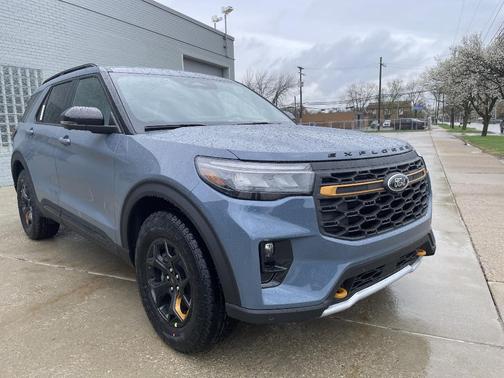 Vapor Blue Metallic 2026 Ford Explorer Tremor