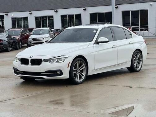 Alpine White 2017 BMW 330 i xDrive