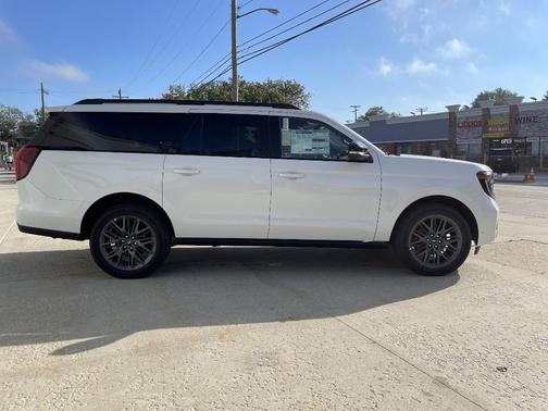 2025 Ford Expedition Max Platinum