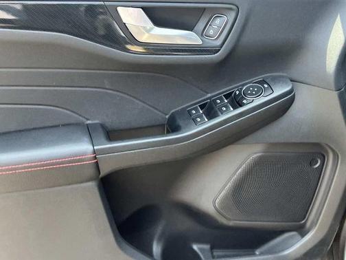 Carbonized Gray Metallic 2023 Ford Escape ST-Line
