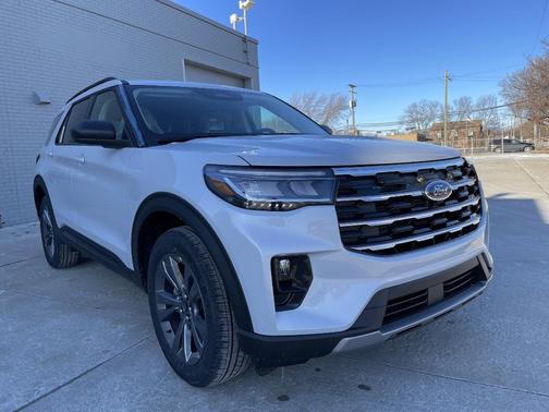 2026 Ford Explorer Active